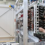 La nouvelle installation ouvrira ses portes au quatrième trimestre 2025 et accueillera 100 nouveaux emplois dans la production et l'ingénierie. KEYSTONE/ALESSANDRO DELLA BELLA